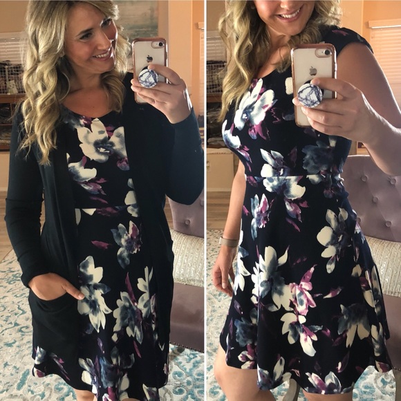 ❗️Last 2! M-L Floral A Line dress - Picture 2 of 5